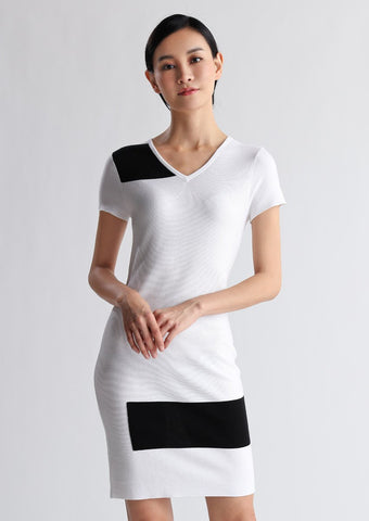 Short-sleeved black and white cotton dress
